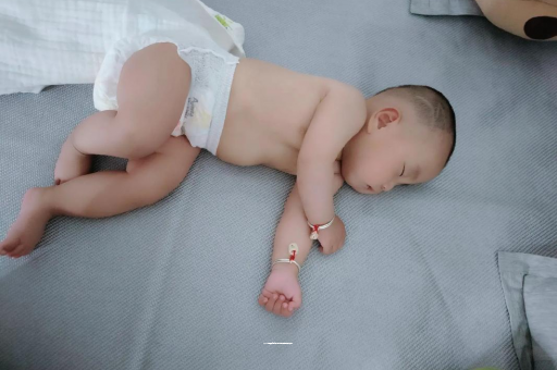 贵州宝宝口水多怎么回事