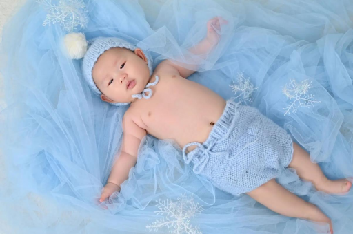 贵州宝宝多大会翻身